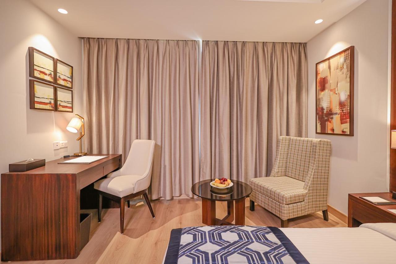 Regenta Dehradun By Royal Orchid Hotels Limited Extérieur photo