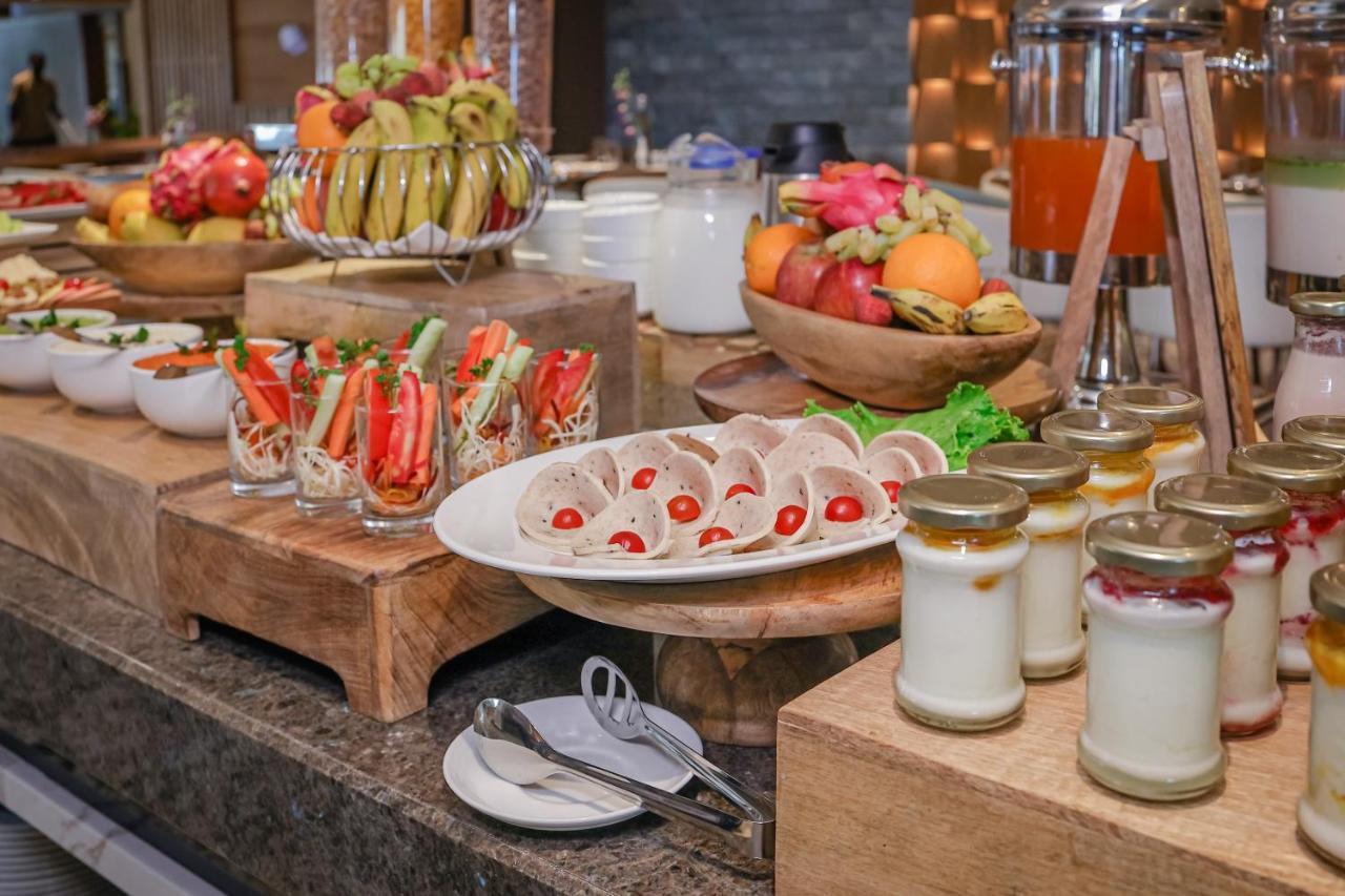 Regenta Dehradun By Royal Orchid Hotels Limited Extérieur photo