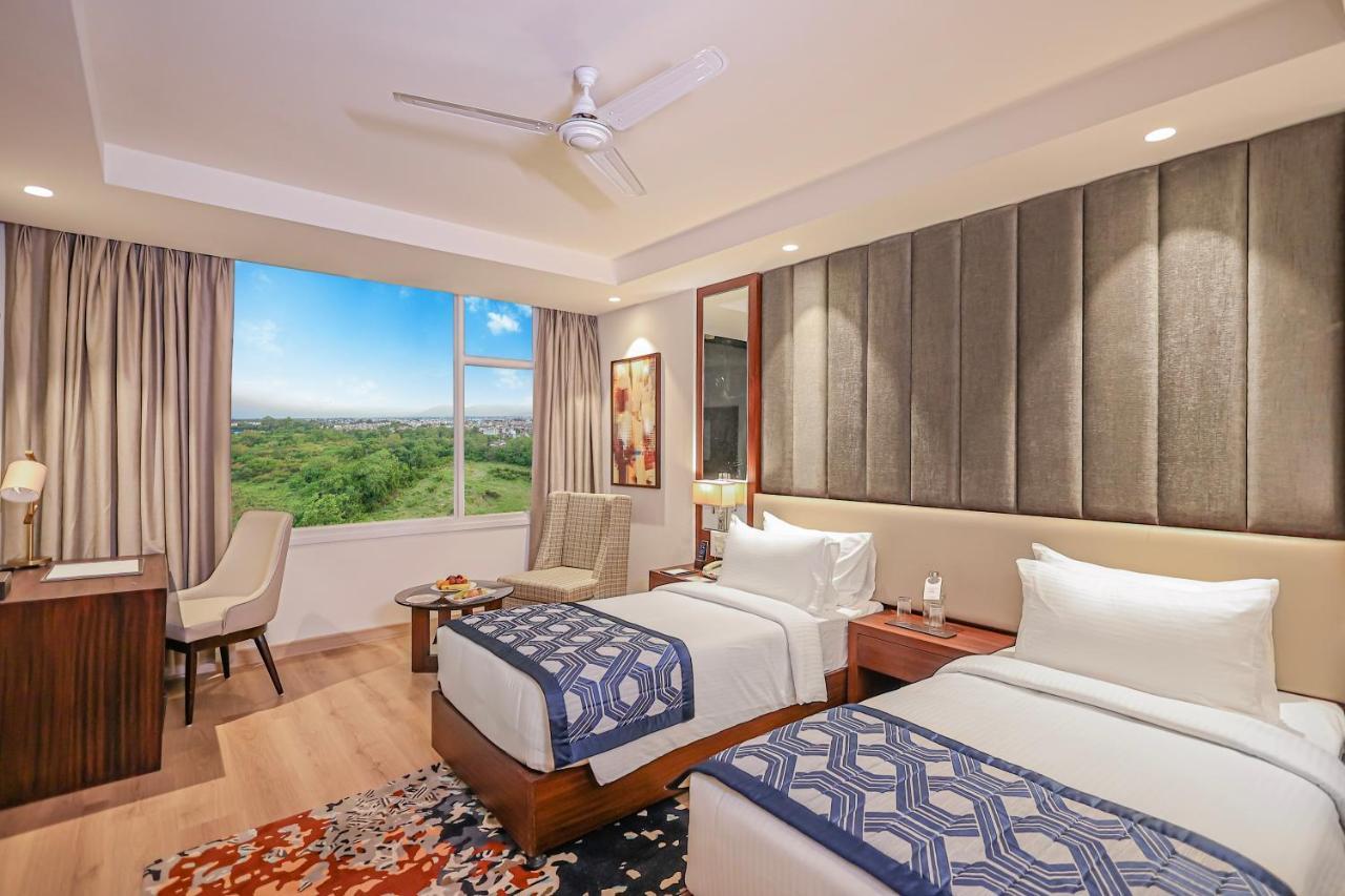 Regenta Dehradun By Royal Orchid Hotels Limited Extérieur photo