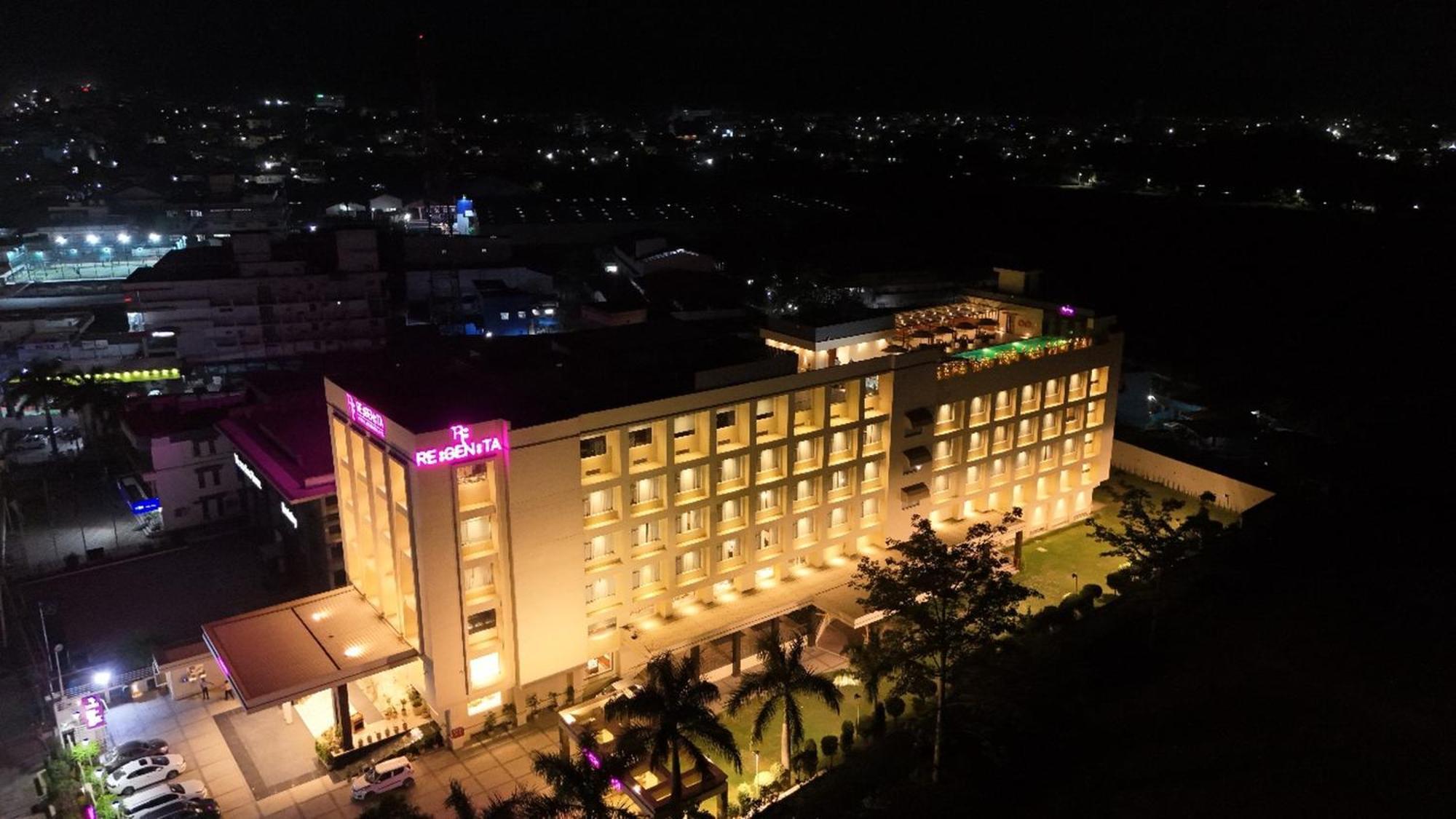 Regenta Dehradun By Royal Orchid Hotels Limited Extérieur photo