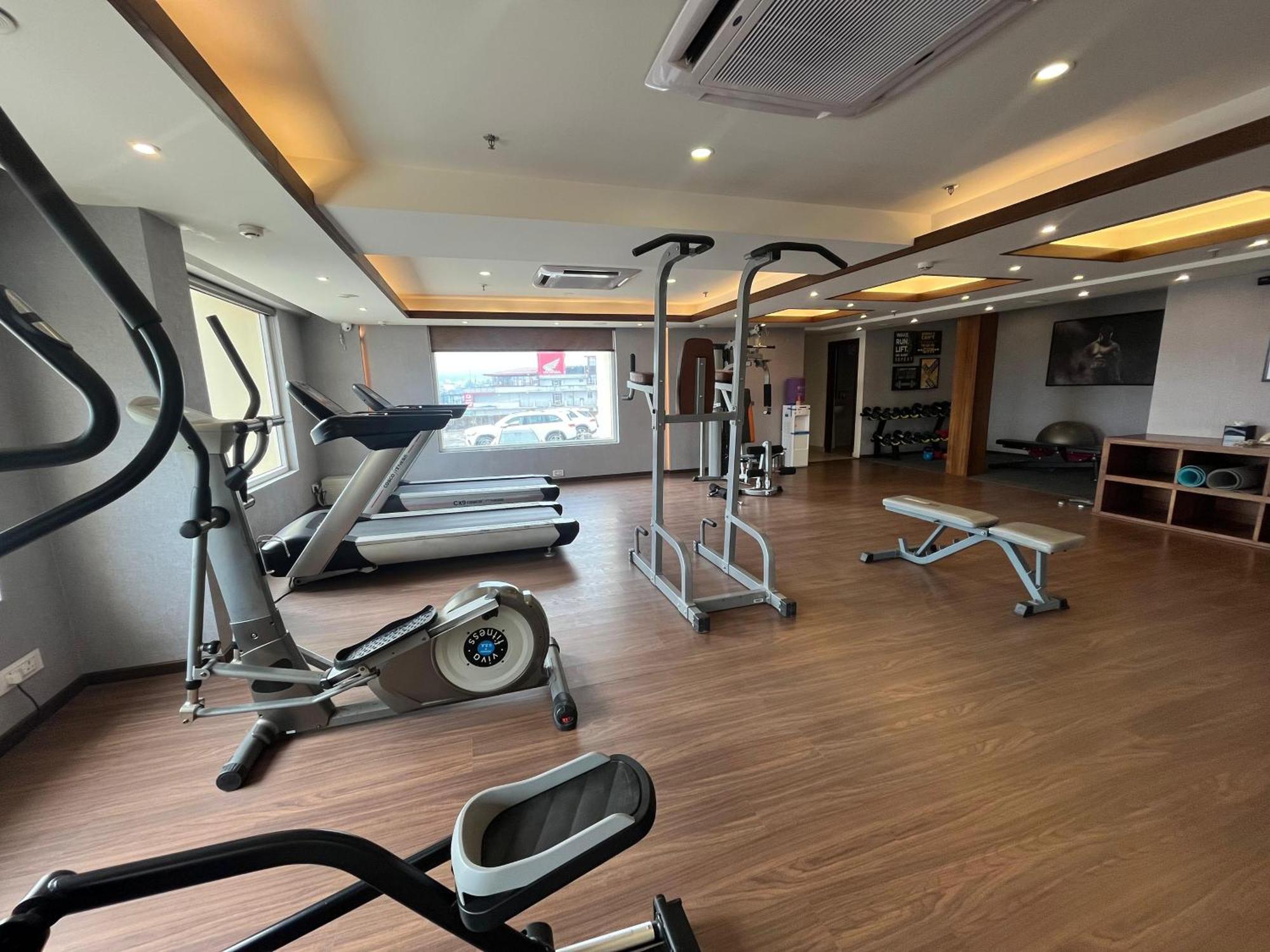 Regenta Dehradun By Royal Orchid Hotels Limited Extérieur photo